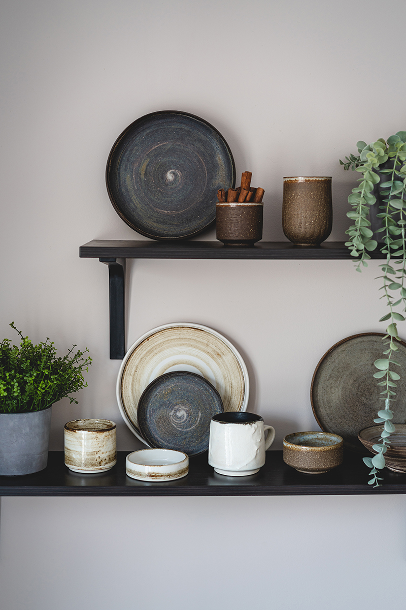 Wall-Mounted, Floating, or Freestanding Shelves: Which One Is Right for You? image